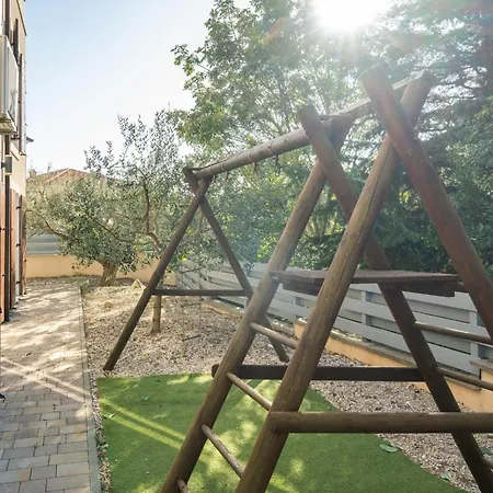 Nocciola With Sea View, Private Pool And Sauna * Premantura