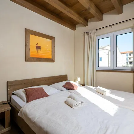 Nocciola With Sea View, Private Pool And Sauna