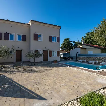 Nocciola With Sea View, Private Pool And Sauna Villa