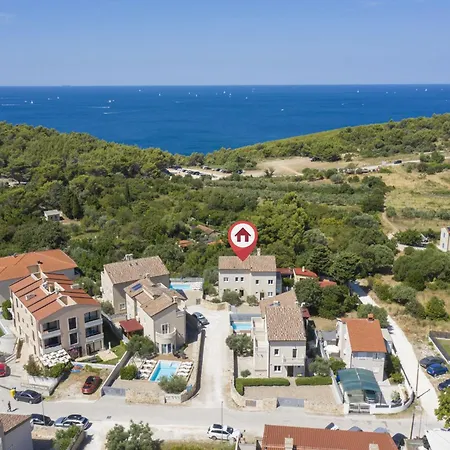 Nocciola With Sea View, Private Pool And Sauna