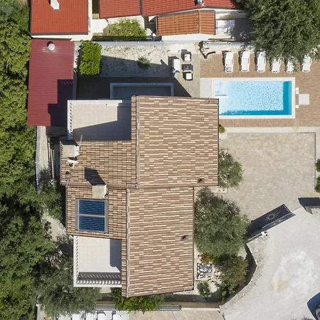 Vila Nocciola With Sea View, Private Pool And Sauna *