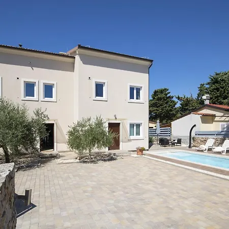 Nocciola With Sea View, Private Pool And Sauna