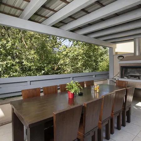 Villa Nocciola With Sea View, Private Pool And Sauna