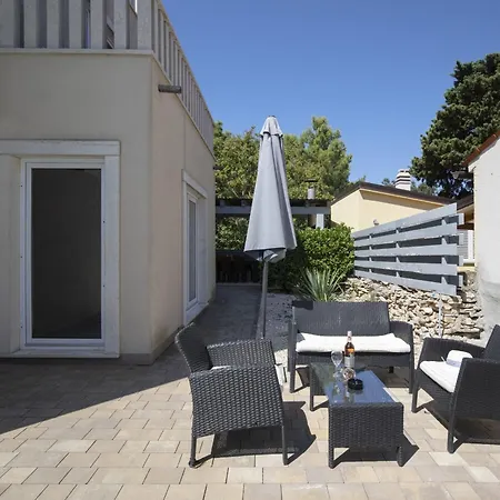 Nocciola With Sea View, Private Pool And Sauna Villa Premantura