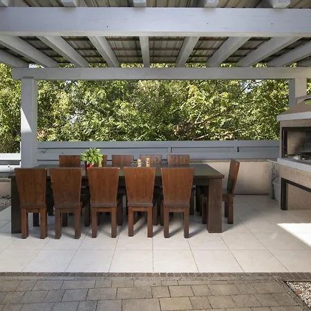 Nocciola With Sea View, Private Pool And Sauna