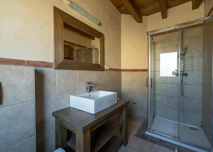 Nocciola With Sea View, Private Pool And Sauna Premantura