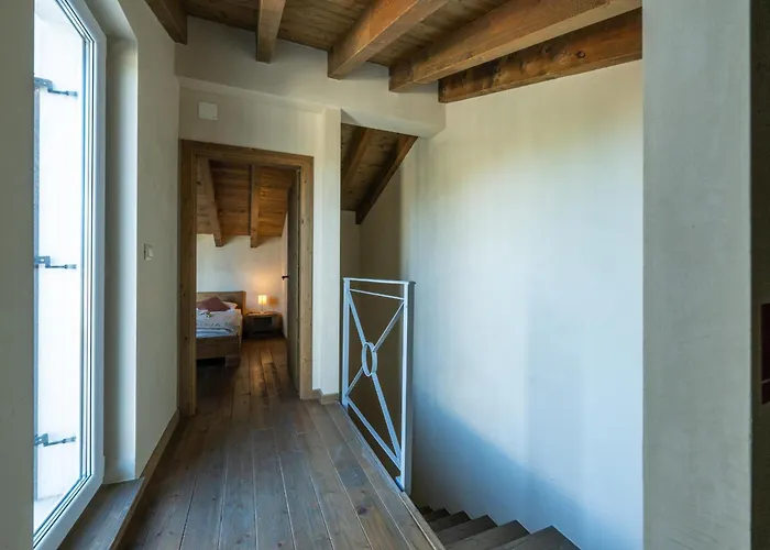 Vila Nocciola With Sea View, Private Pool And Sauna