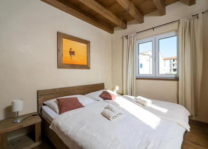 Nocciola With Sea View, Private Pool And Sauna