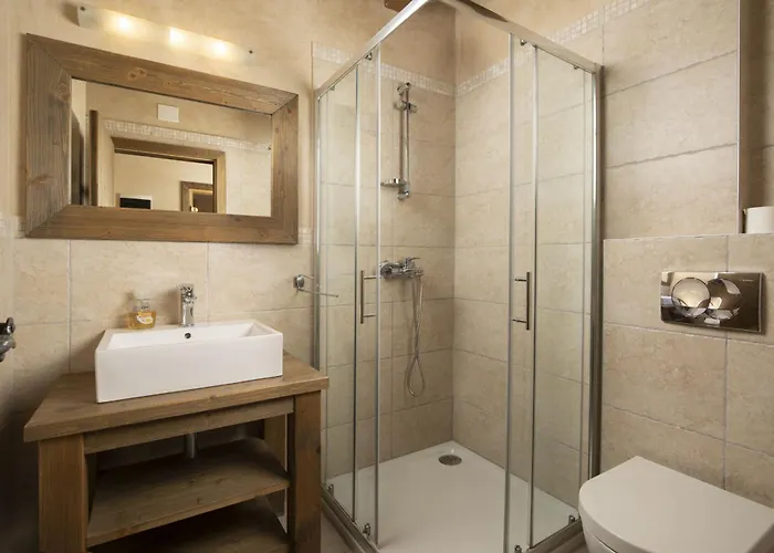 Nocciola With Sea View, Private Pool And Sauna Vila Premantura